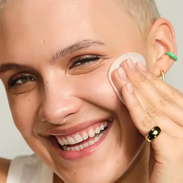 ANEW Clinical Even Texture & Tone 2-phase Verzorging tegen Donkere Kringen - Afbeelding 3